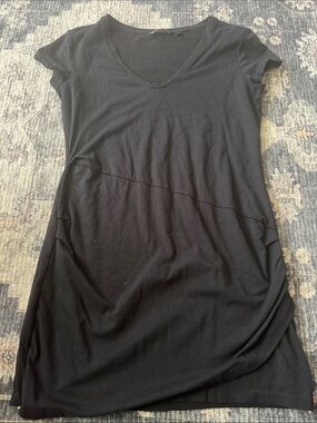 Athleta Black V‑Neck Short Sleeve Midi Dress